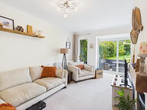 Sitting Room- click for photo gallery